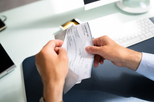 New York overtime pay violations lawyer